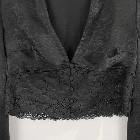 New Bar III Lace Hem V-Neck Balloon Sleeve Crop Top Cropped Blouse Black Size XS - Picture 5 of 16